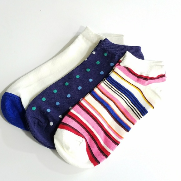 kate spade Accessories - NWT Kate Spade 3-Pack No Show Socks